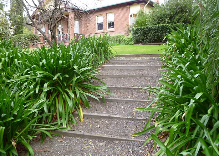 Geeveston Places to Stay