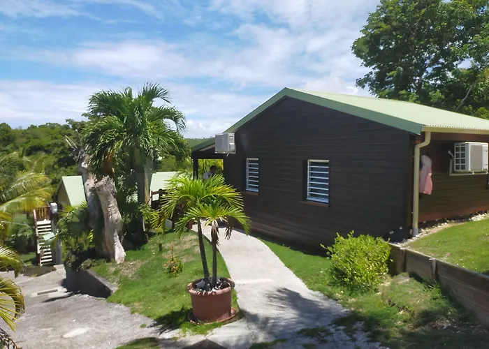 Sainte-Anne (Grande-Terre) Places to Stay