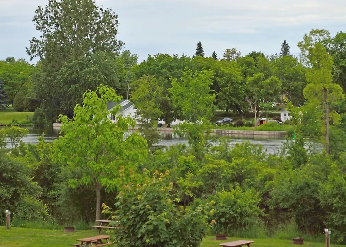 Merrickville Places to Stay