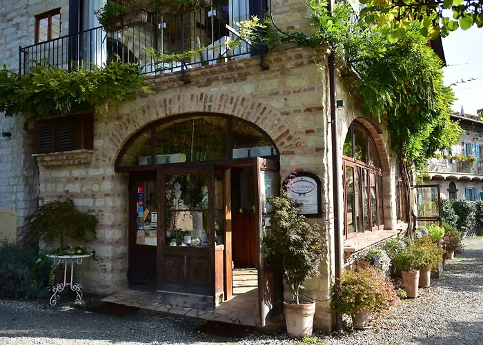 Camino Places to Stay
