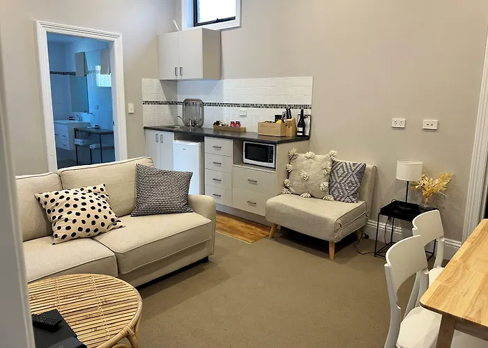 Millthorpe Places to Stay