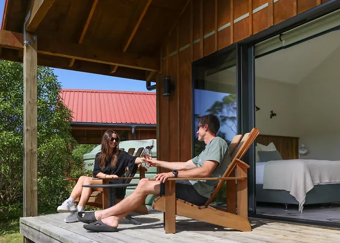 Mangawhai Places to Stay