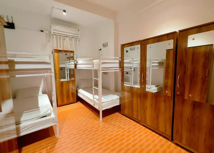 Khandala (Satara) Places to Stay