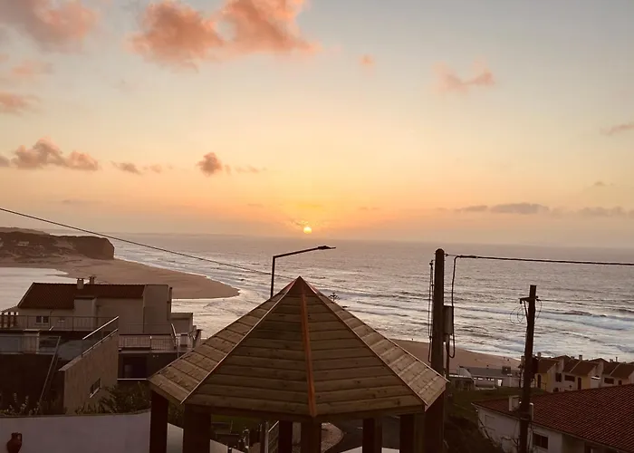 Foz do Arelho Places to Stay