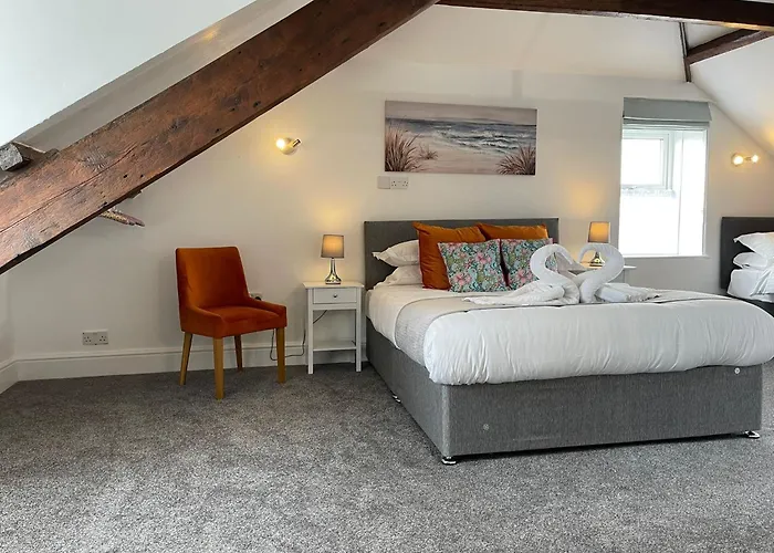 Tintagel Places to Stay