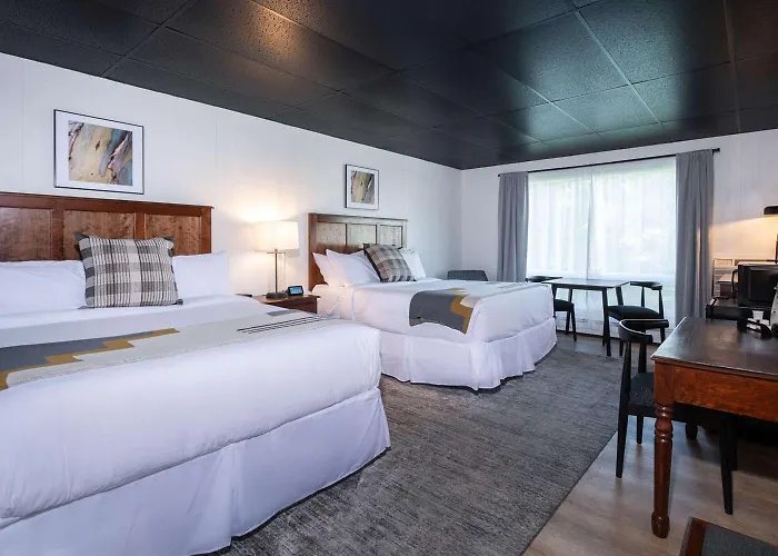 Tupper Lake Places to Stay