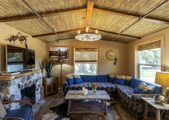 Warner Springs Places to Stay