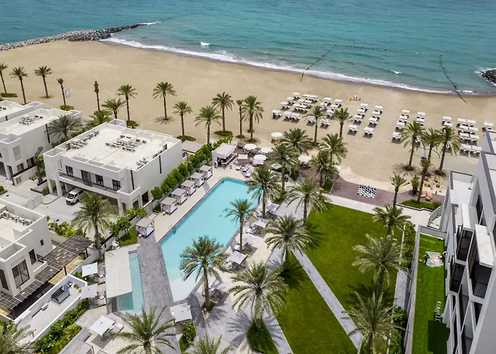 Fujairah Places to Stay