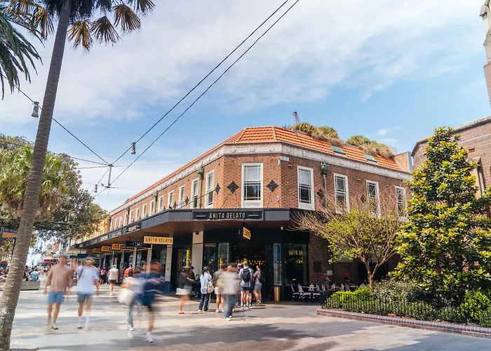 Manly Places to Stay