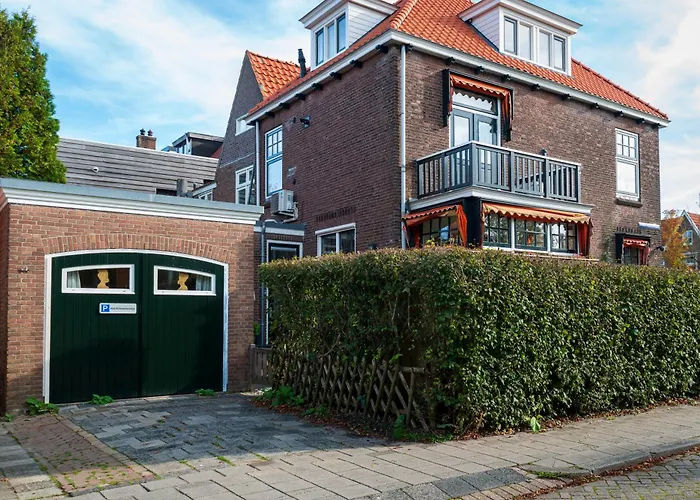 Leeuwarden Places to Stay