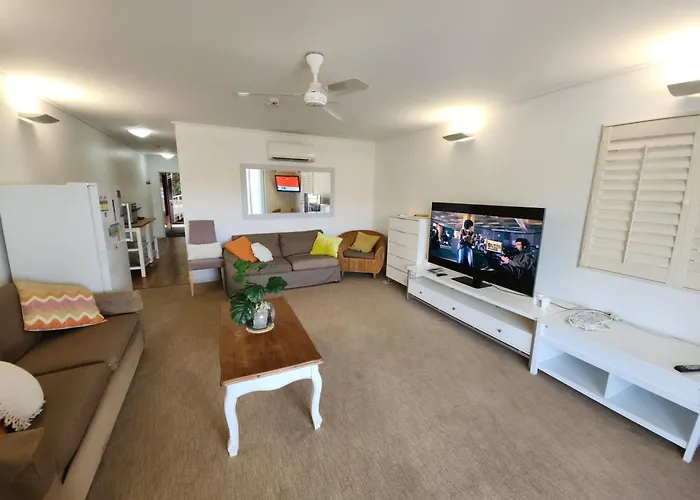 South Stradbroke Island Places to Stay