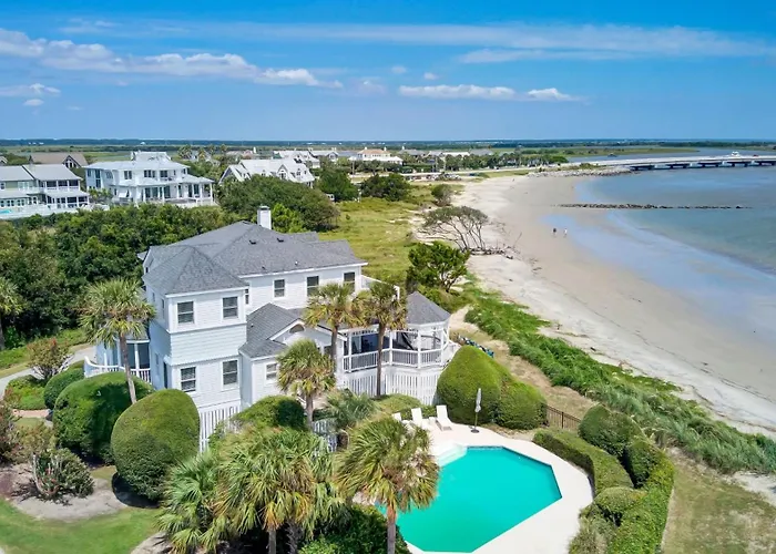Sullivans Island Places to Stay