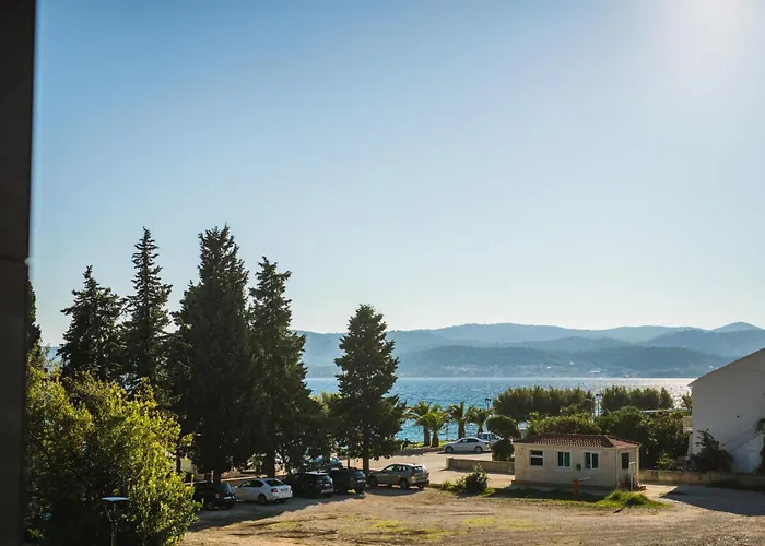 Orebic Places to Stay