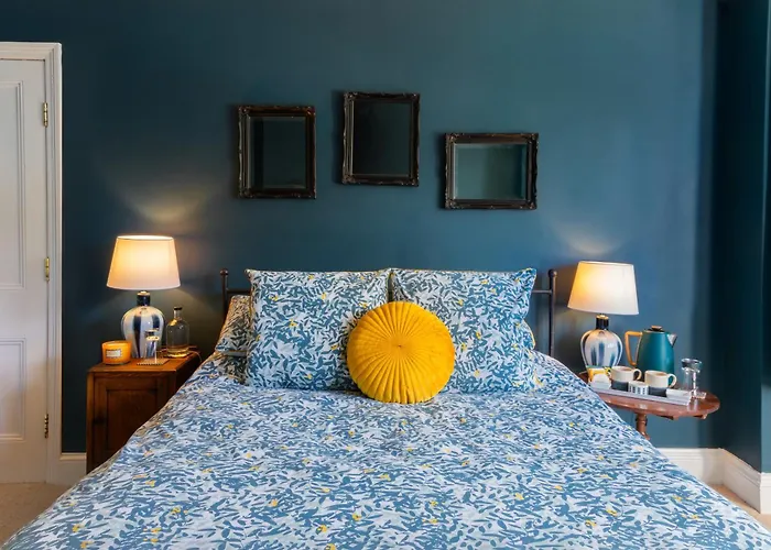 Stroud (Gloucestershire) Places to Stay