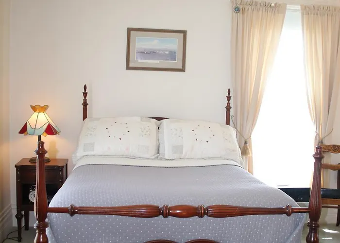 Deer Lodge Places to Stay