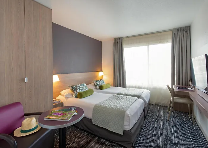 Saint-Raphael (Var) Places to Stay
