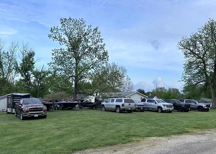 Shelbyville Places to Stay