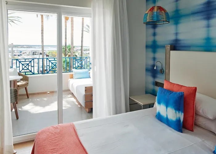 Colonia de Sant Jordi Places to Stay