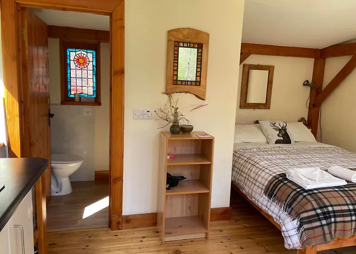 Cannich Places to Stay
