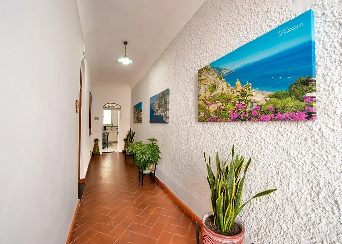 Praiano Places to Stay