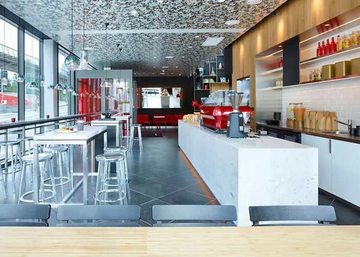 Nanterre Places to Stay