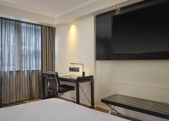 London Places to Stay