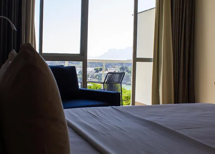 Vitoria Places to Stay