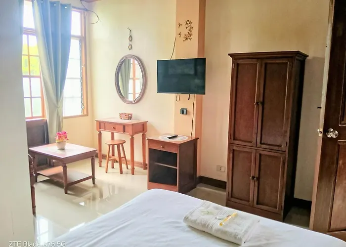 Boracay Island Places to Stay
