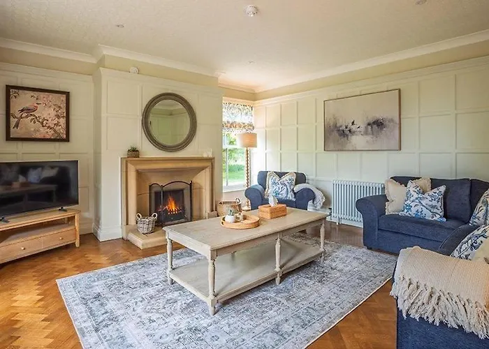 LINCOLNSHIRE Places to Stay