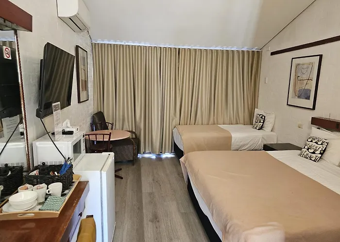 Batlow Places to Stay