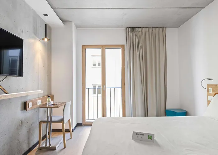 Ajaccio (Corsica) Places to Stay