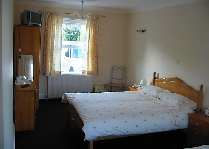 Buxton (Norfolk) Places to Stay