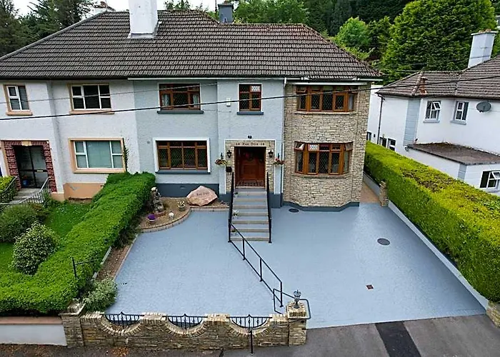 Glencolmcille Places to Stay