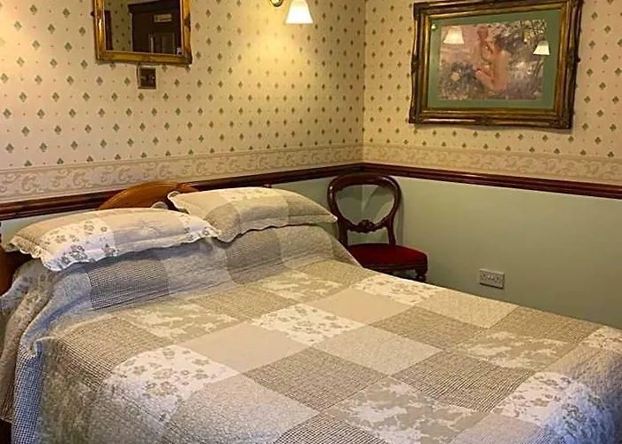Walsall Places to Stay