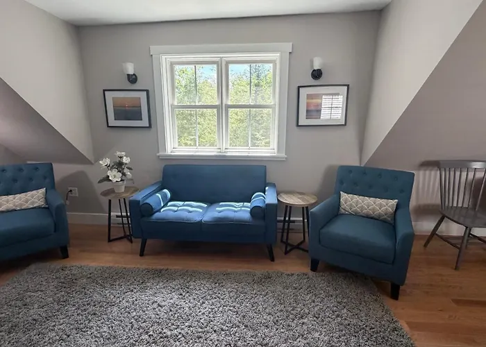 Castine Places to Stay