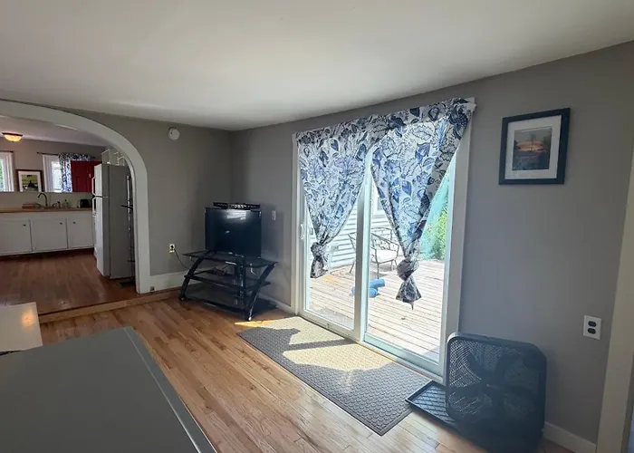 Castine Places to Stay