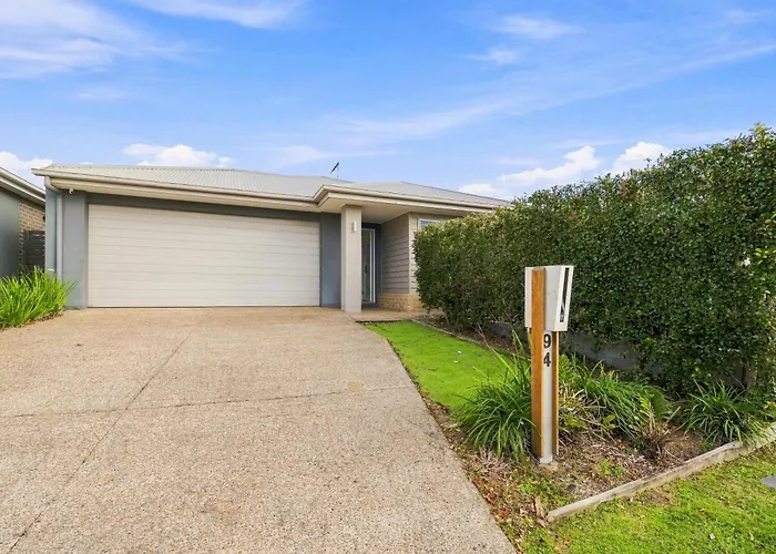 Strathpine Places to Stay