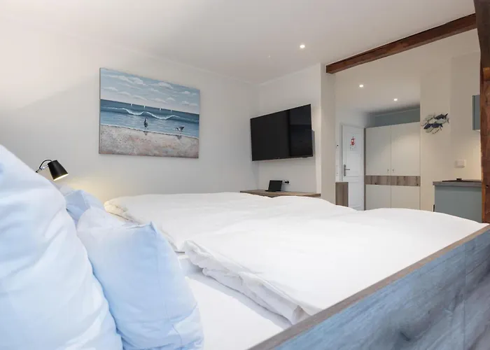 Husum (Schleswig-Holstein) Places to Stay