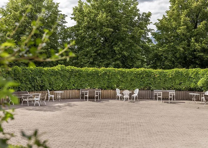 Arlanda Places to Stay