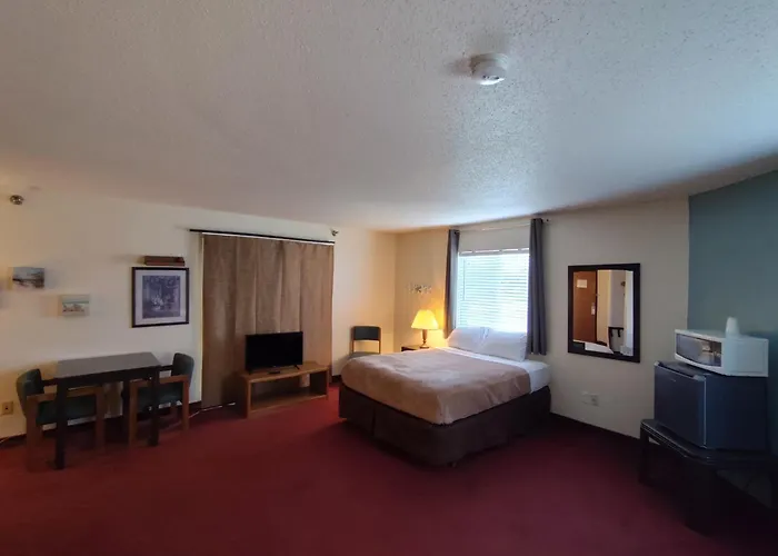 Clear Lake Places to Stay