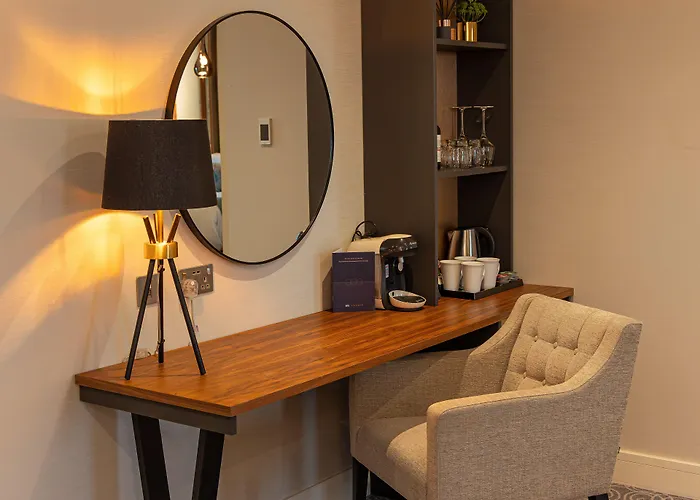 CAMBRIDGESHIRE Places to Stay
