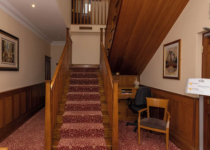Ashford Places to Stay