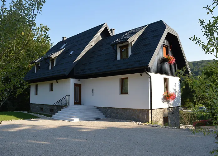 Plitvicka Jezera Places to Stay