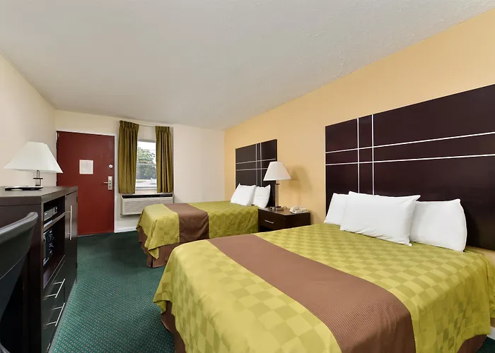 Port Jefferson Station Places to Stay