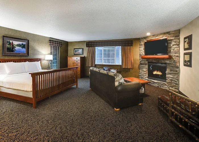 Saint Joseph Places to Stay