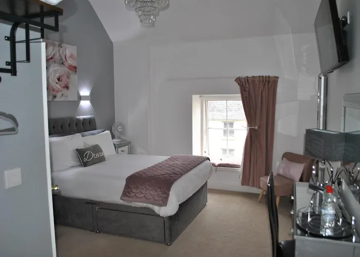 Ardara Places to Stay