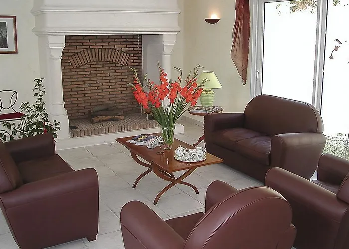 Normanville (Eure) Places to Stay
