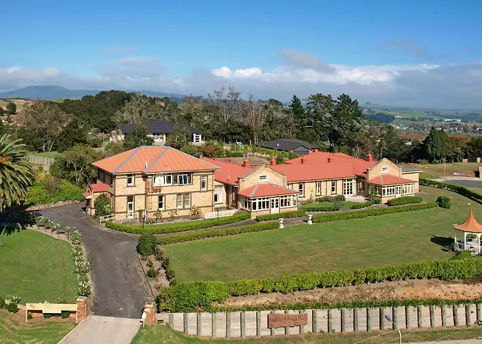 Huntly Places to Stay