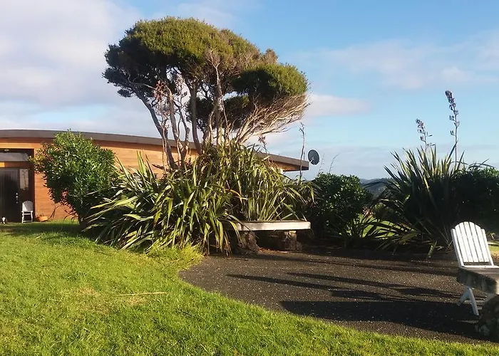 Tutukaka Places to Stay