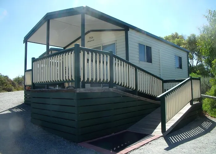 Elliston Places to Stay